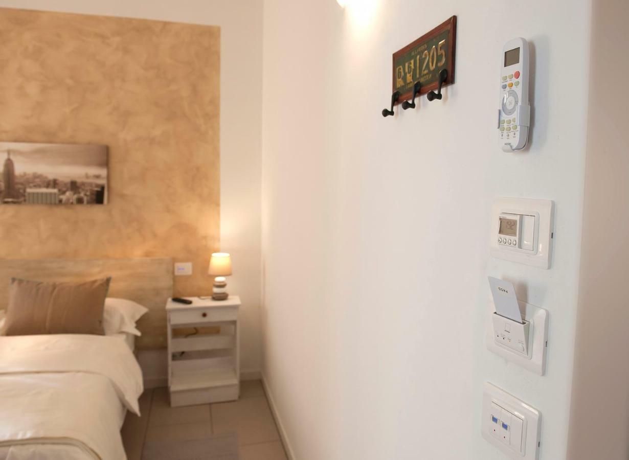 Le Suites - Di Fronte Ospedale Sacro Cuore Negrar Buitenkant foto