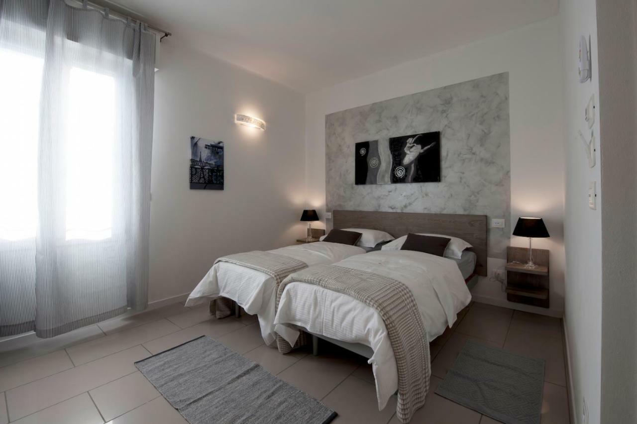 Le Suites - Di Fronte Ospedale Sacro Cuore Negrar Buitenkant foto