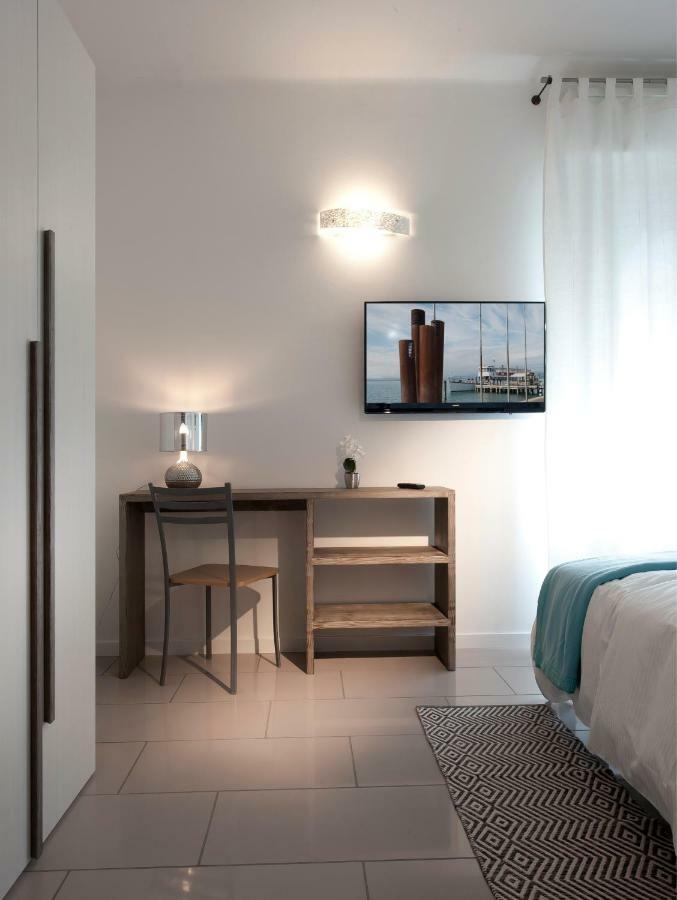 Le Suites - Di Fronte Ospedale Sacro Cuore Negrar Buitenkant foto